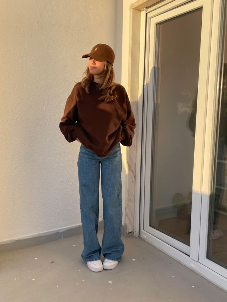 Brown fleece sweat shirt