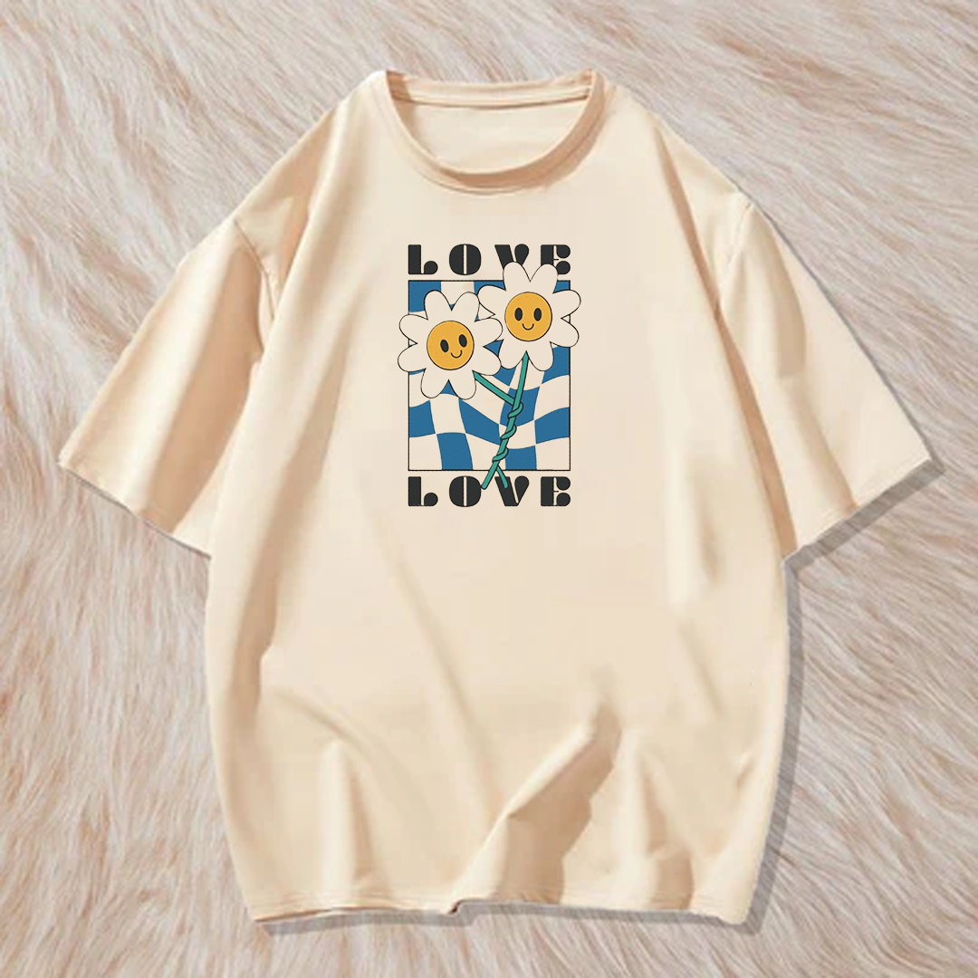 Love comic daisy print t shirt