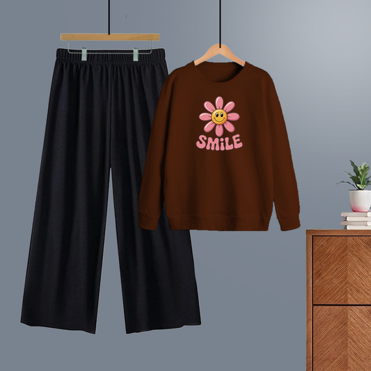 Winter tracksuit smile sweatshirt with free size flapper