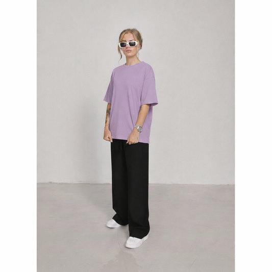 Oversized Lylac Tee With Black Flapper